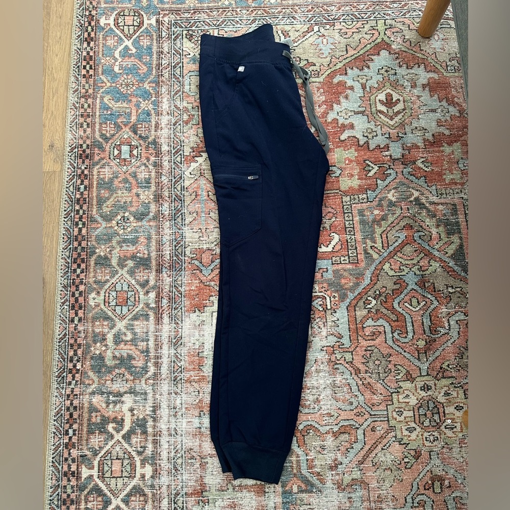 Figs Zamora jogger scrub pants size small